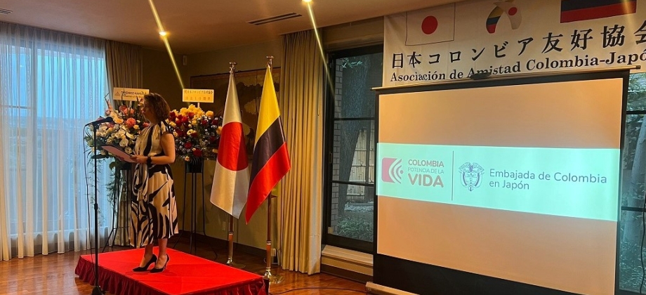 Celebración primera década Asociación de Amistad Colombia- Japón