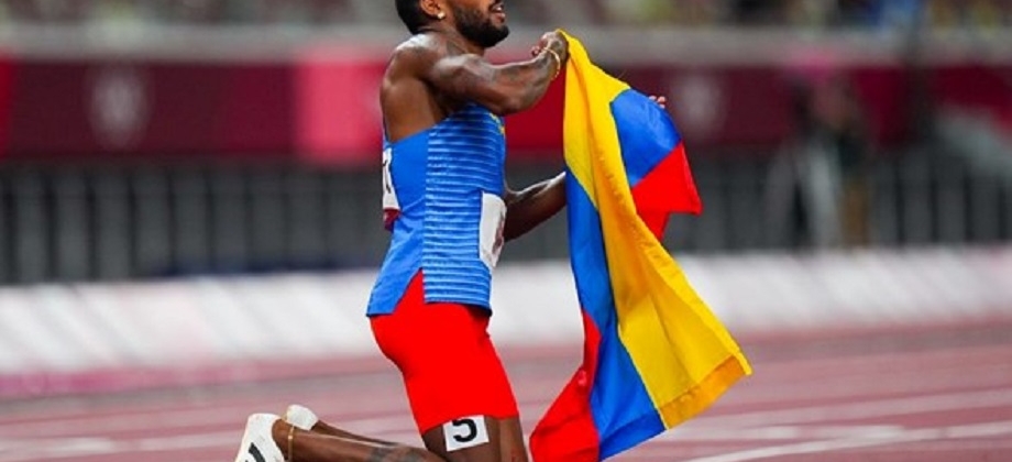 Primera medalla olímpica para Colombia en atletismo masculino 